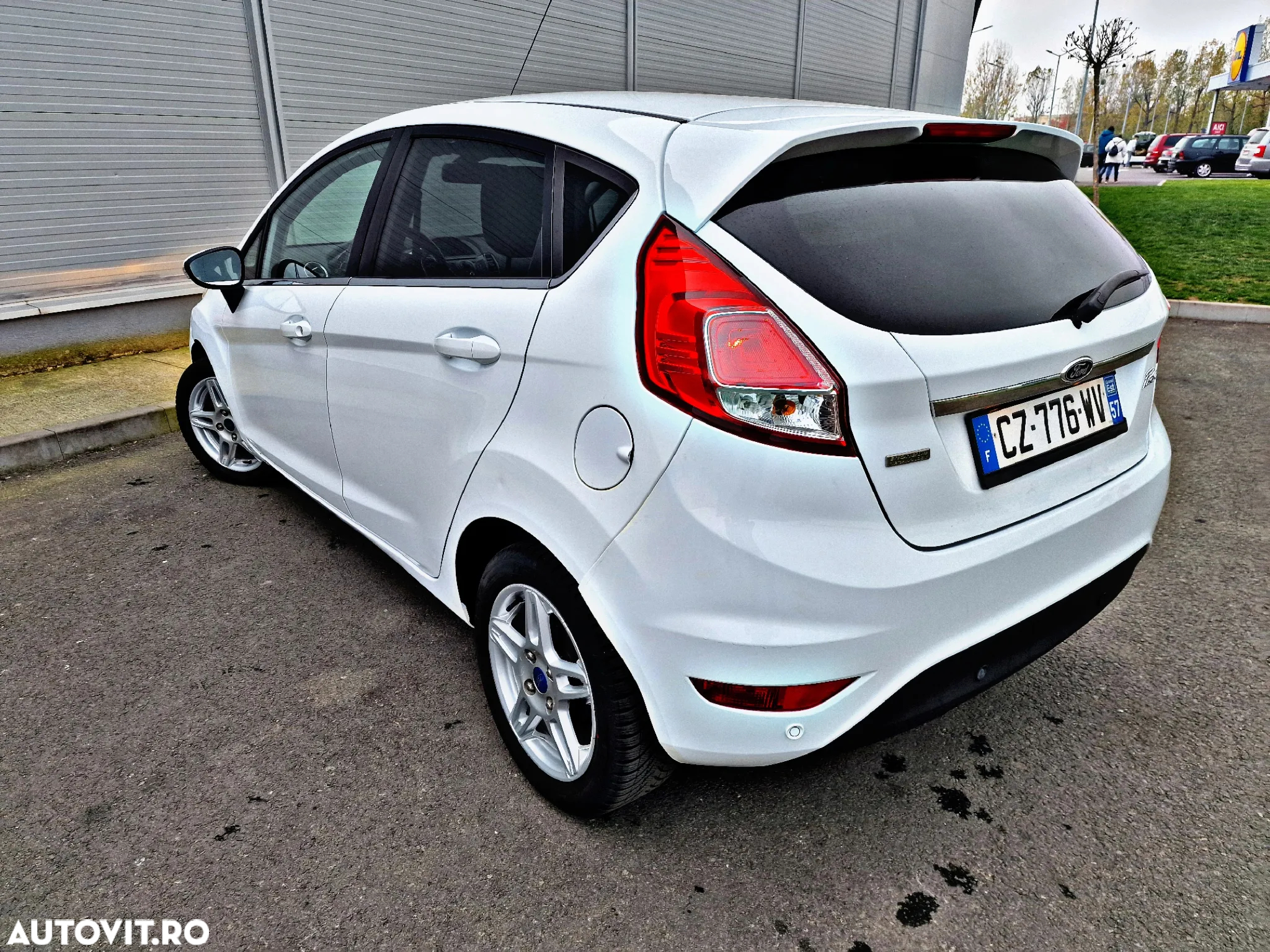 Ford Fiesta 1.5 TDCi Titanium - 4