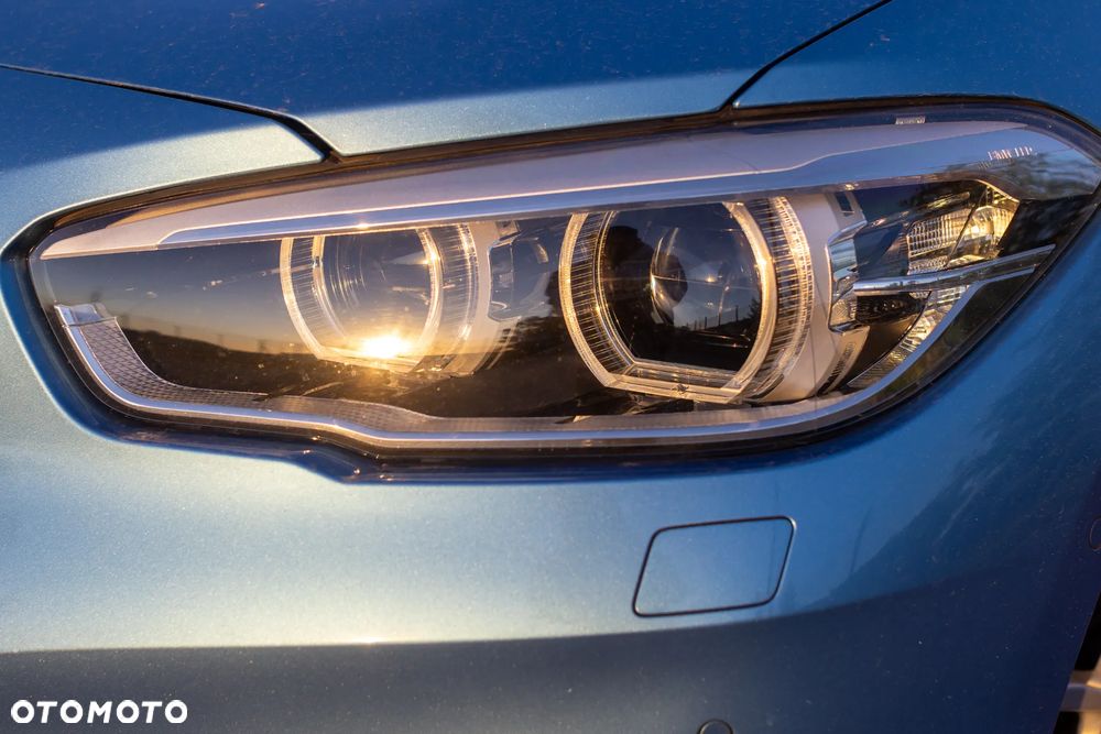 BMW Seria 1 120i Advantage - 15