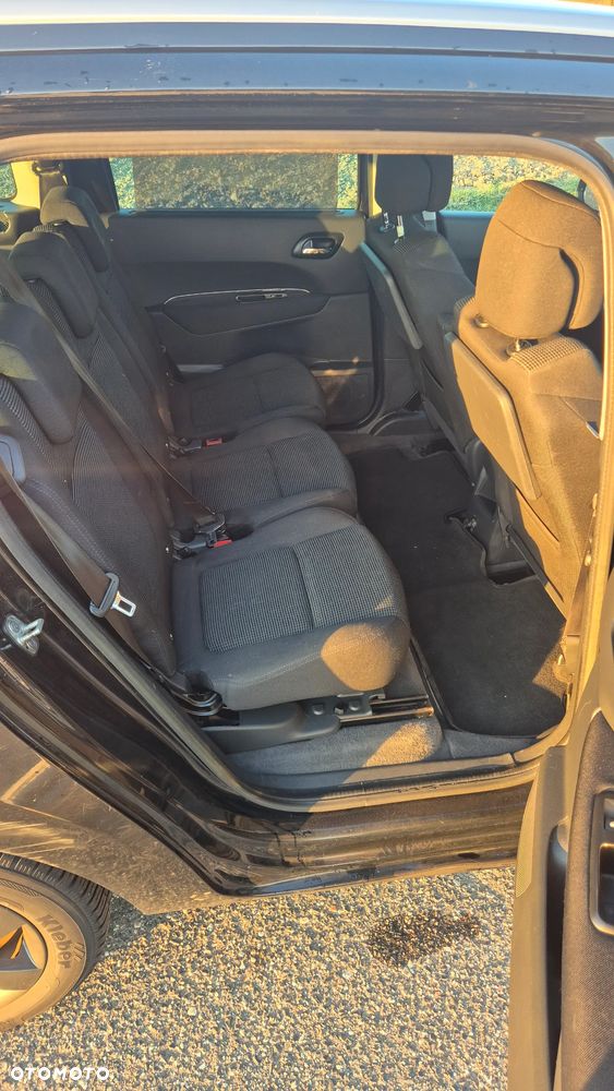 Peugeot 5008 2.0 HDi Allure 7os - 17