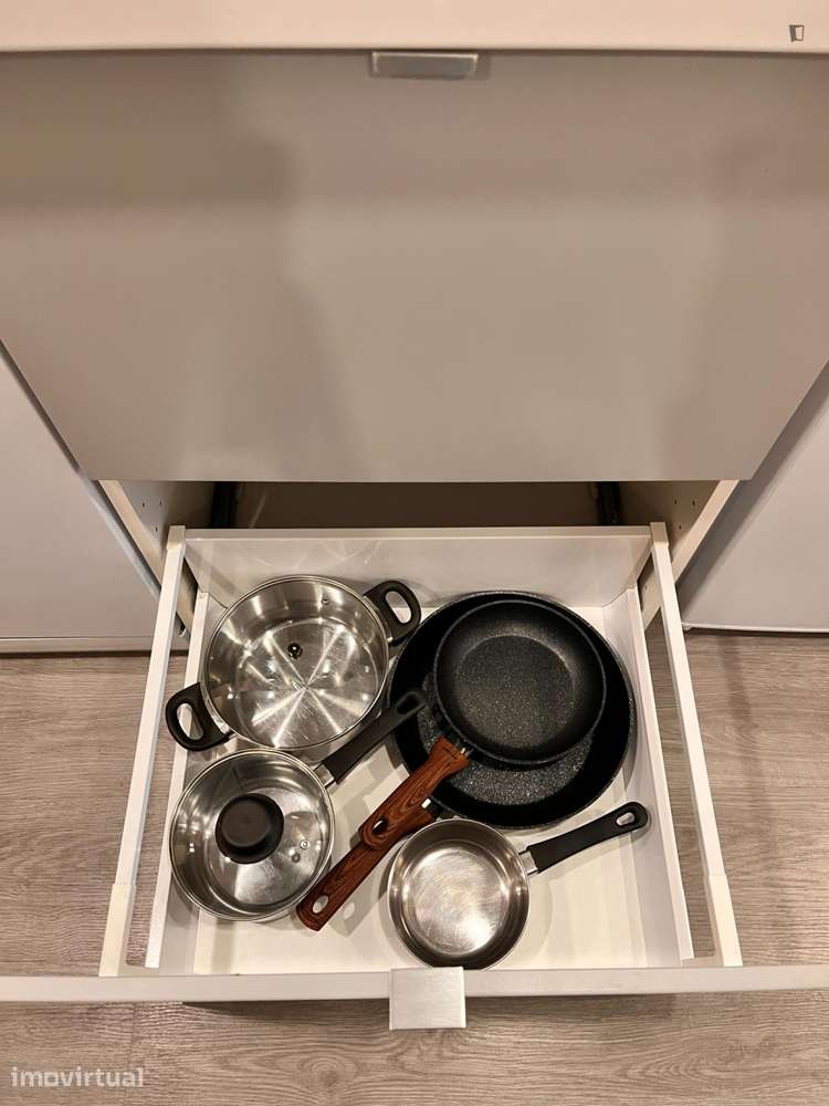 Apartamento com 2 quartos - localizado em Santo Ildefonso Porto - Grande imagem: 3/22