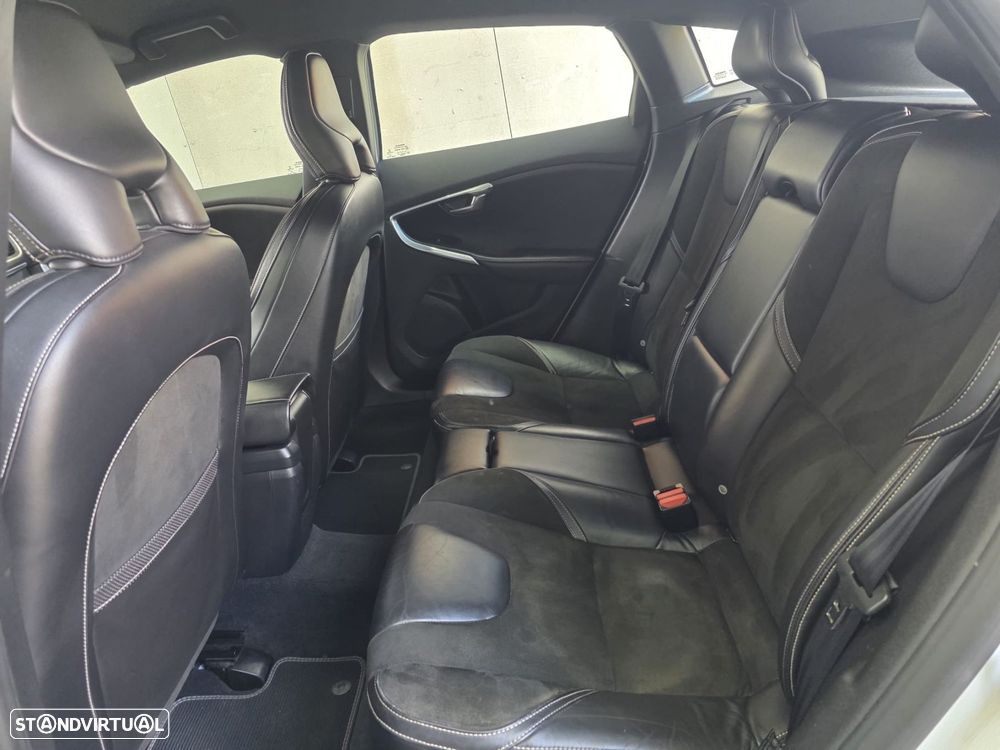 Volvo V40 2.0 D2 R-Design Momentum - 14