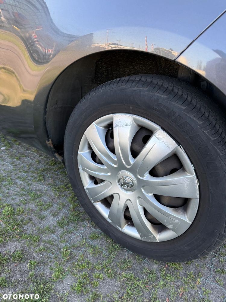 Toyota Yaris 1.3 Luna - 7