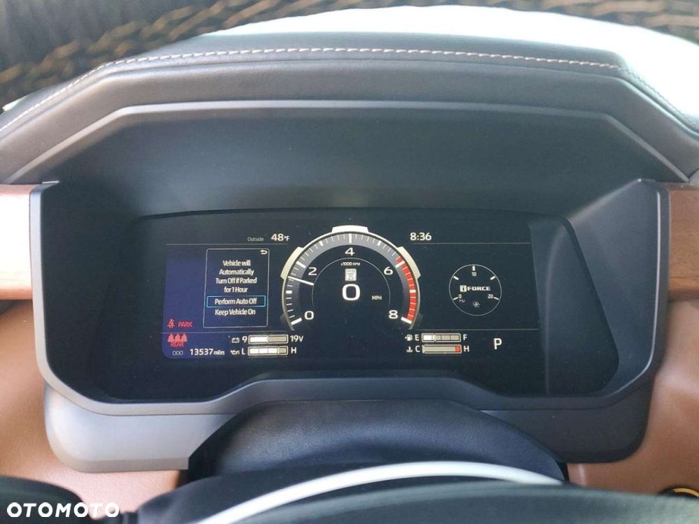 Toyota Tundra - 10