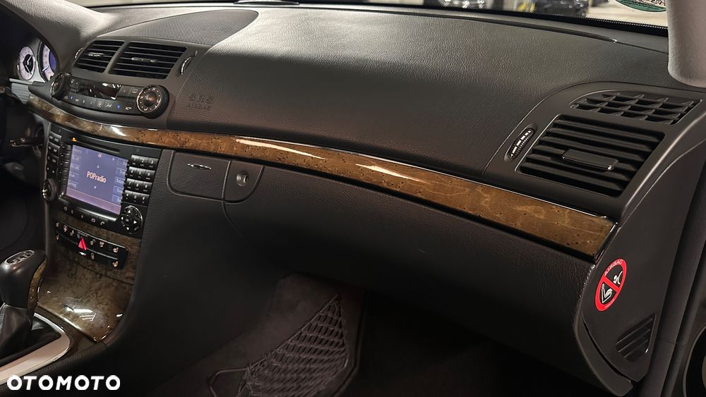 Mercedes-Benz Klasa E 350 7G-TRONIC Avantgarde - 29