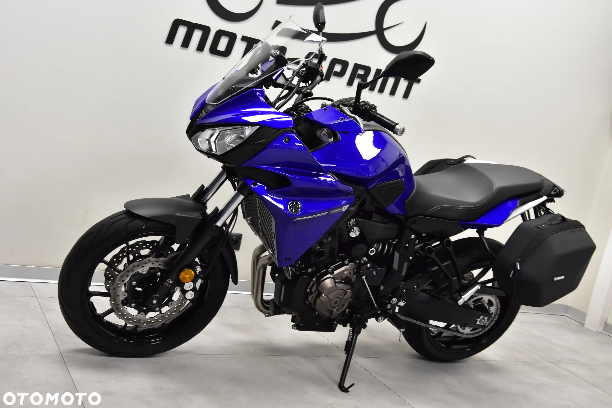 Yamaha MT - 8