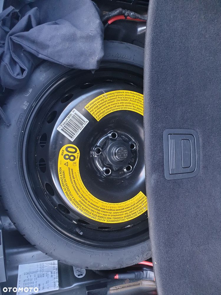 Audi A4 Avant 2.0 TDI ultra design - 37