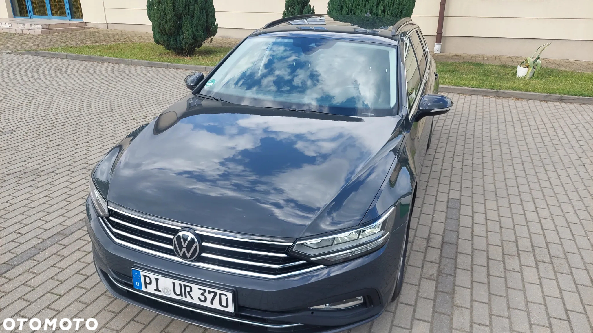 Volkswagen Passat - 21