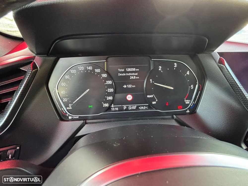 BMW 116 d Pack Desportivo M Auto - 15