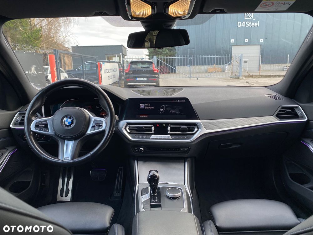 BMW Seria 3 318i M Sport - 17