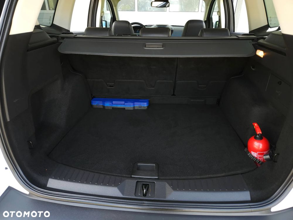 Ford Kuga 2.0 TDCi 4WD Titanium Plus - 37