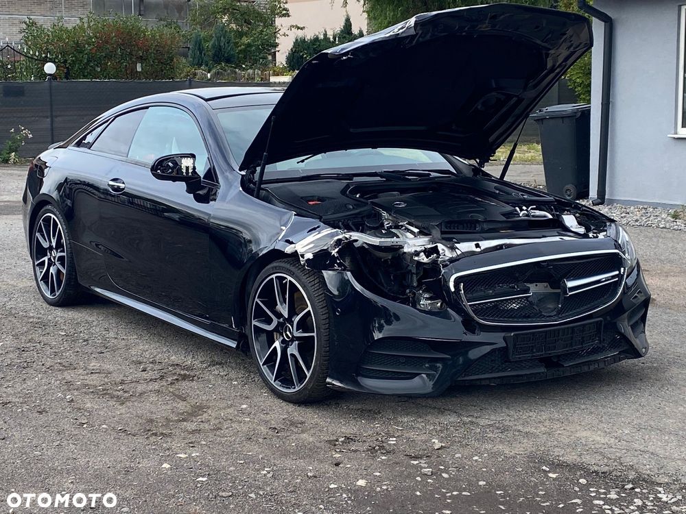 Mercedes-Benz Klasa E AMG 53 Coupe 4-Matic+ 9G-TRONIC - 4