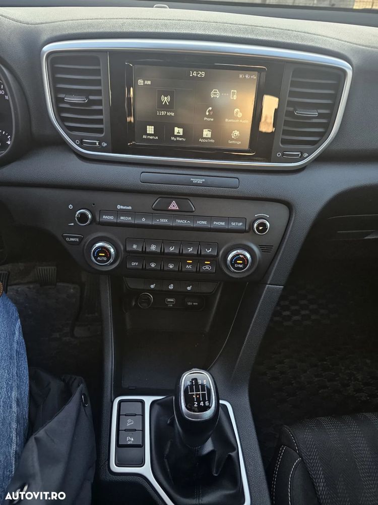 Kia Sportage 1.6 GDI 6MT 4x2 Style - 13