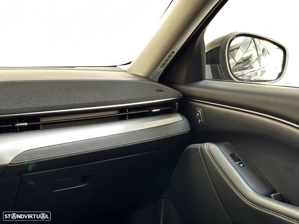 Ford Mustang Mach-E 72.6 kWh Base - 26