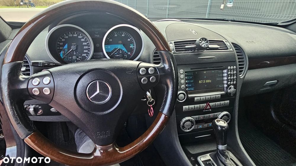 Mercedes-Benz SLK - 18