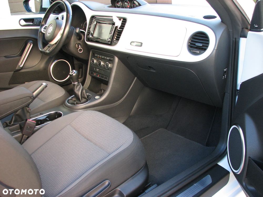 Volkswagen Beetle 1.6 TDI Design - 16