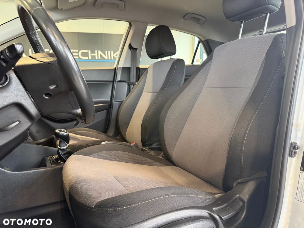 Hyundai i20 1.4 Active Premium - 12