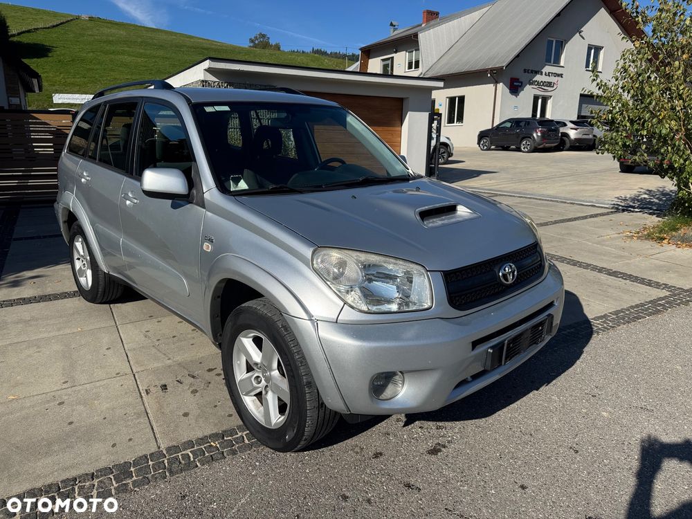 Toyota RAV4 D-4D 4x4 Sol - 4