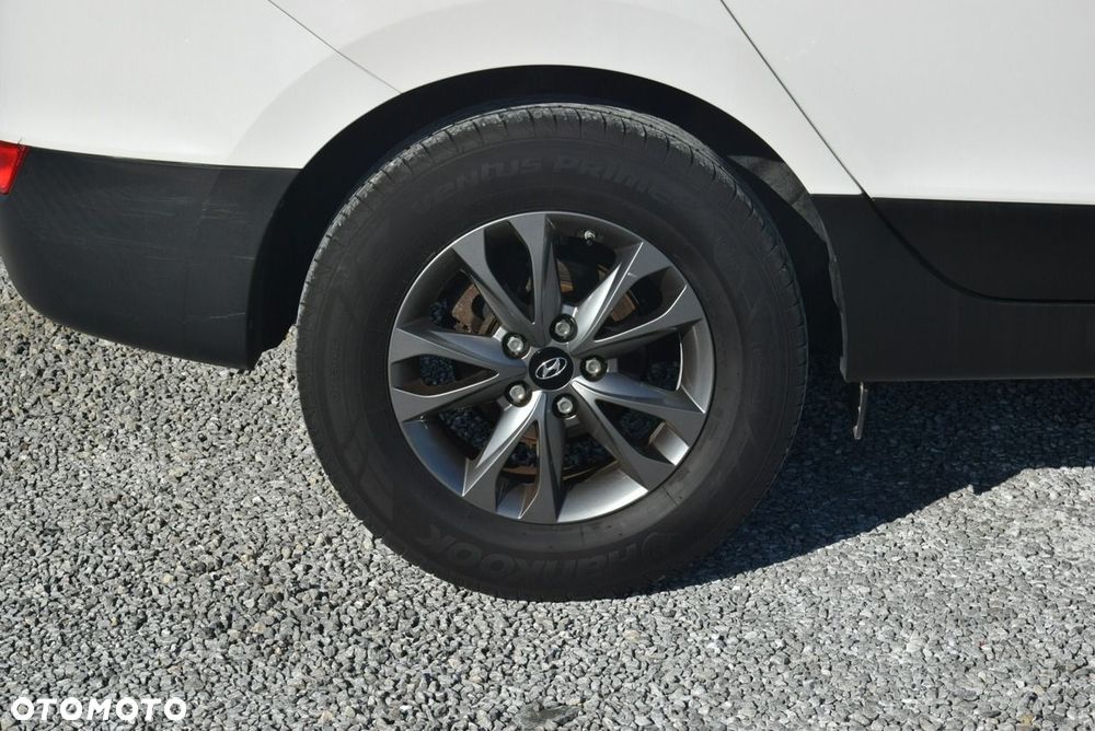 Hyundai ix35 1.6 2WD Fifa World Cup Edition - 11