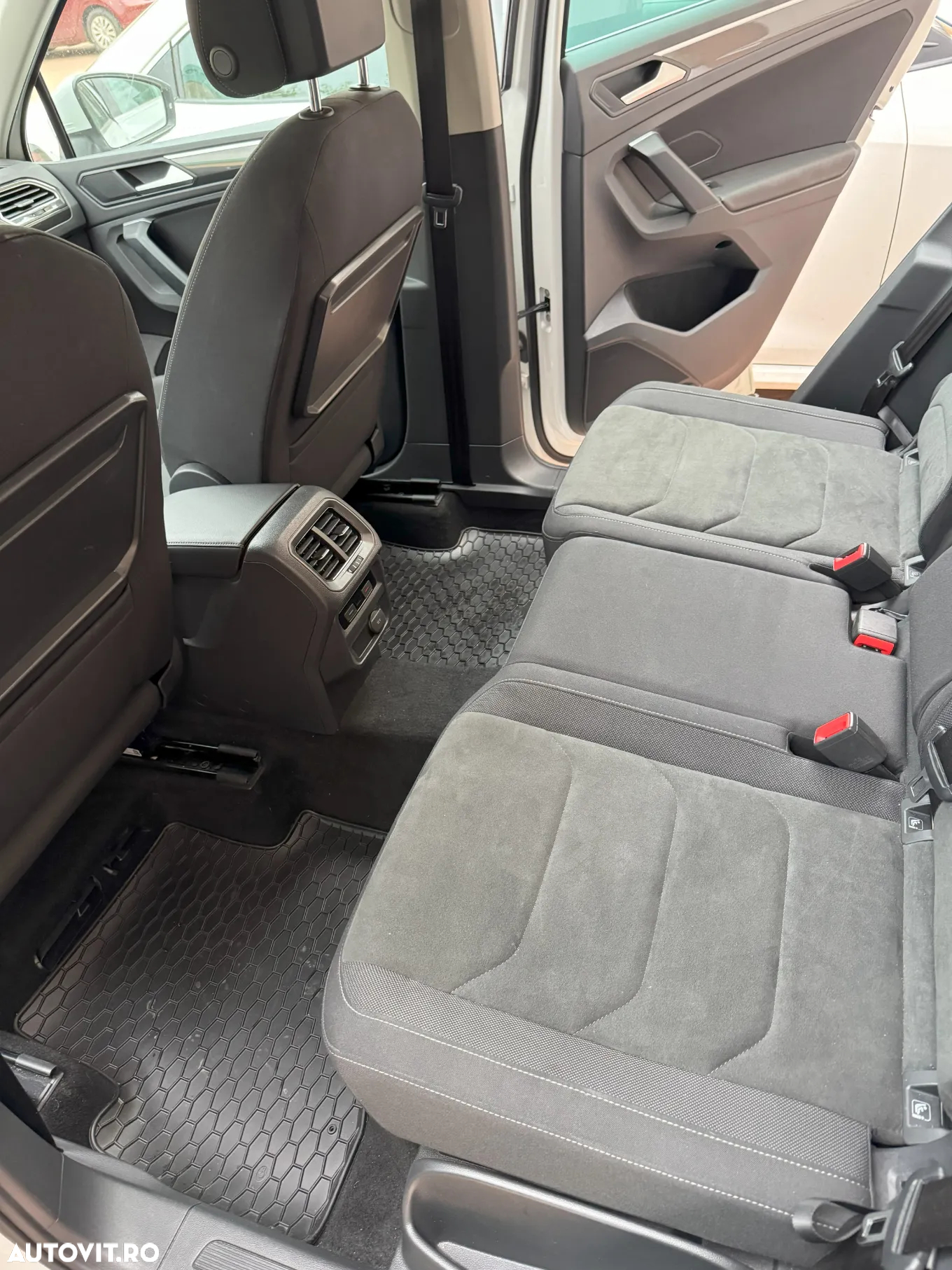 Volkswagen Tiguan 2.0 TDI 4Mot DSG Highline - 3