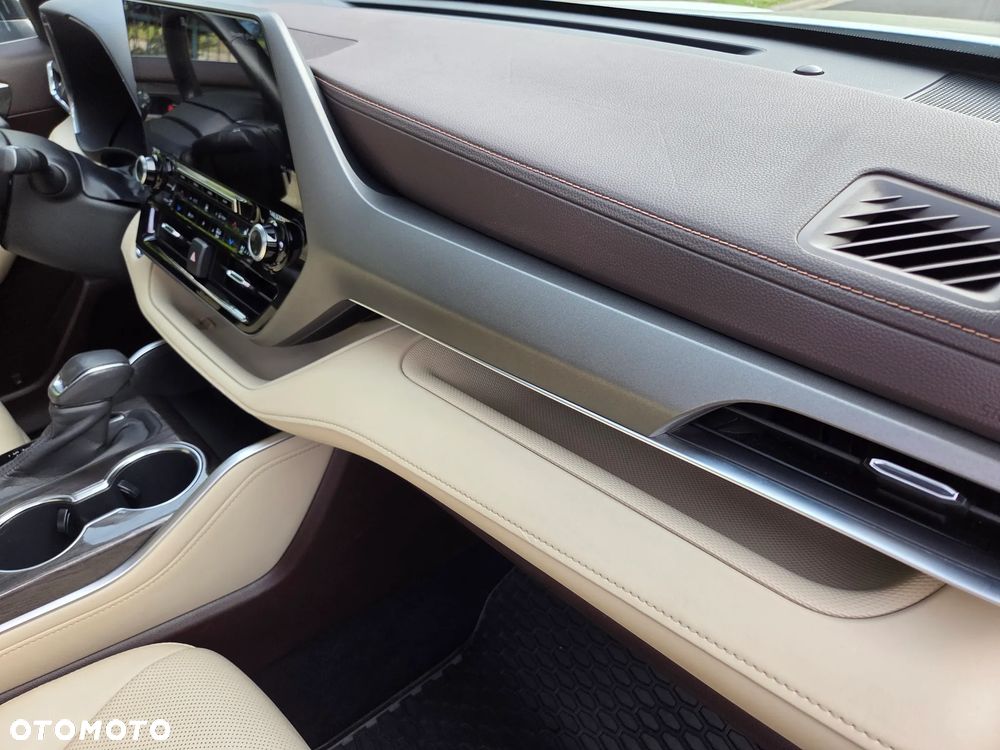 Toyota Highlander 2.5 Hybrid Executive - 34