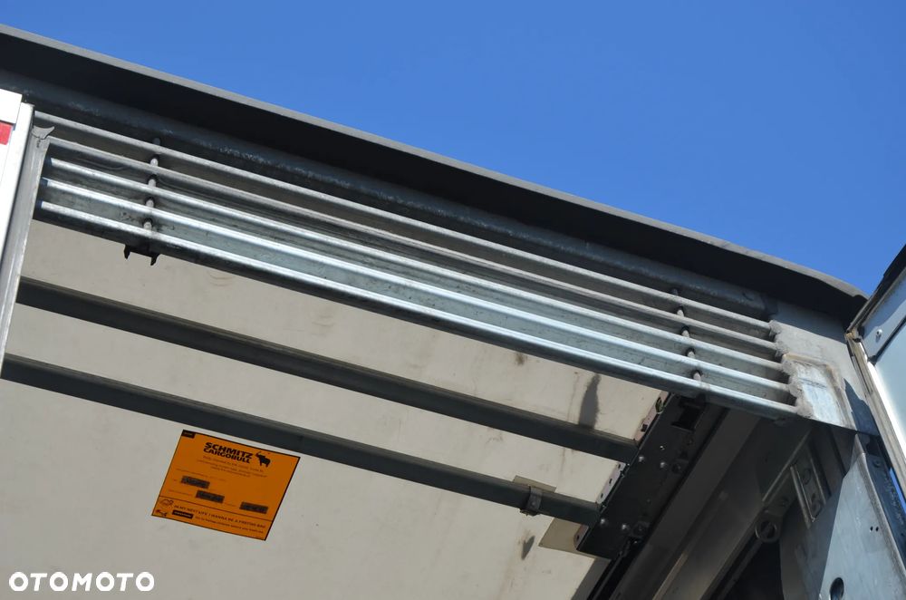 Schmitz Cargobull VARIOS / 2 POZIOMY JAZDY / OŚ PODNOSZONA / DACH POD. /  CODE XL / OCYNK 3672 - 14