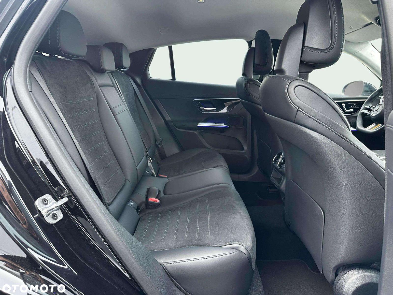 Mercedes-Benz GLC - 15
