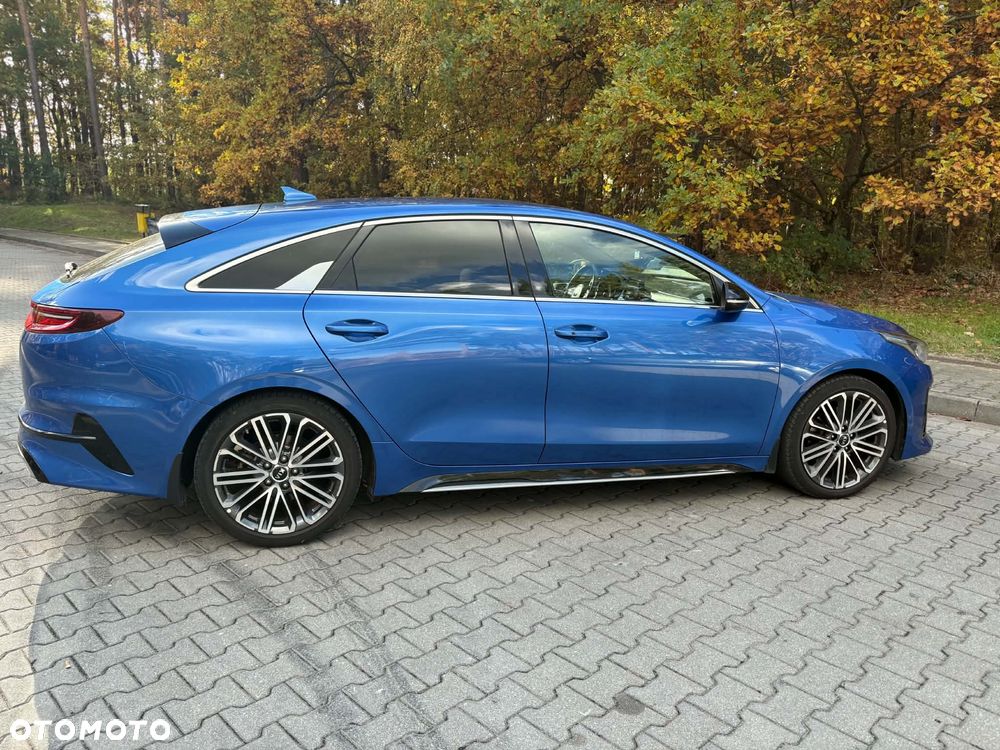 Kia Proceed