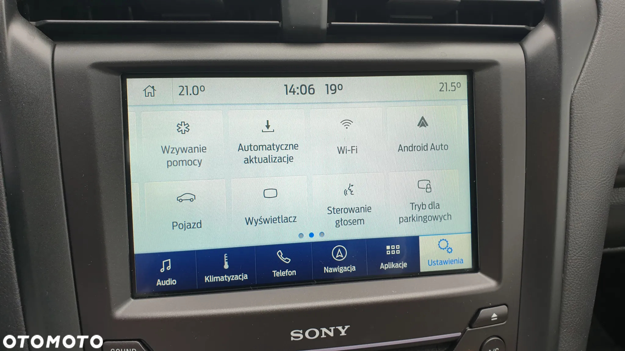 Ford Fusion 2.0 EcoBoost Titanium - 24