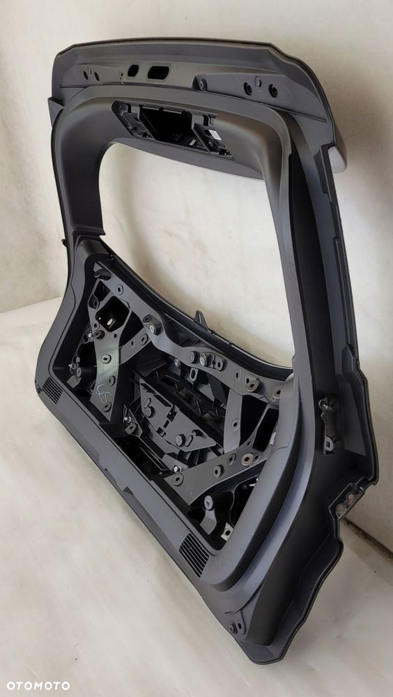 KLAPA TYLNA BAGAŻNIKA TOYOTA COROLLA E21 XII KOMBI - 12