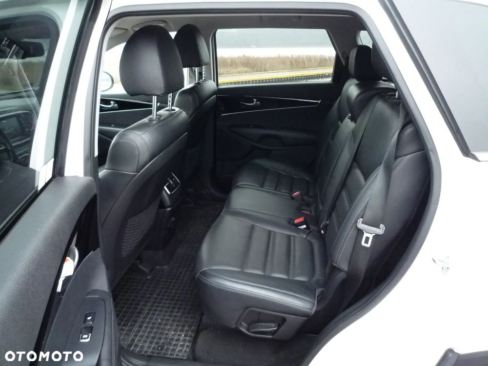 Kia Sorento 2.0 CRDI Business Line Plus - 18
