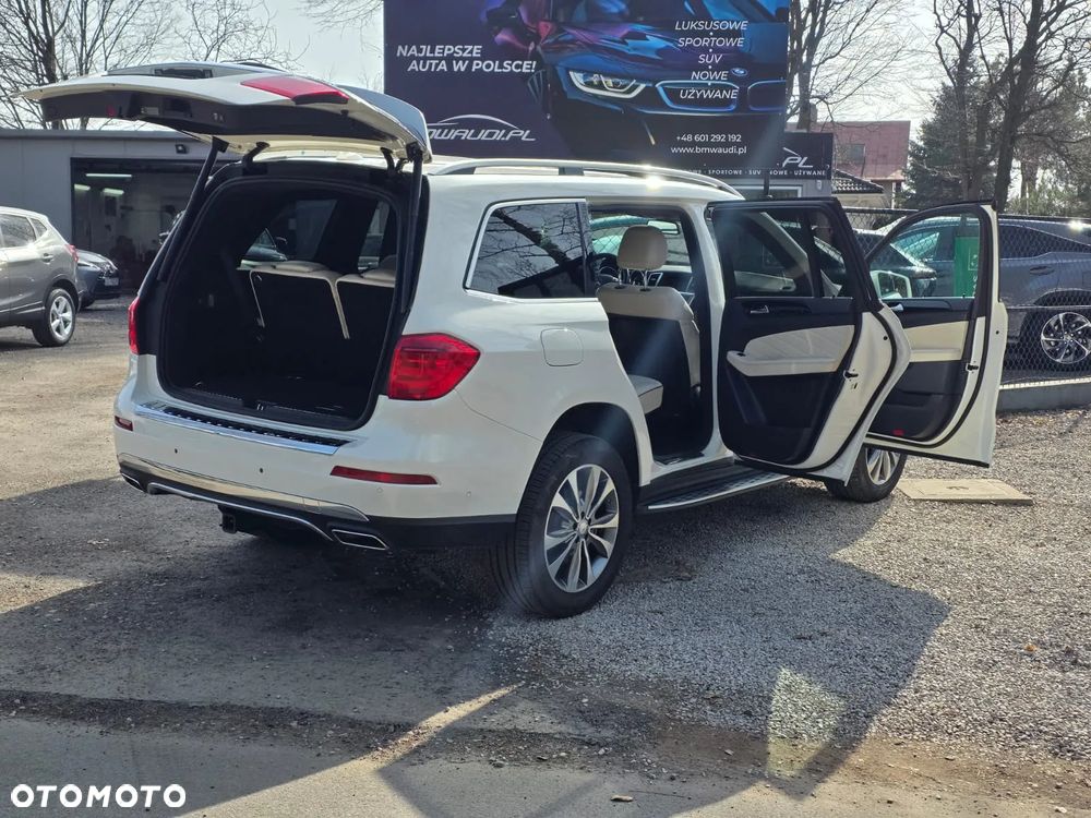 Mercedes-Benz GL - 9