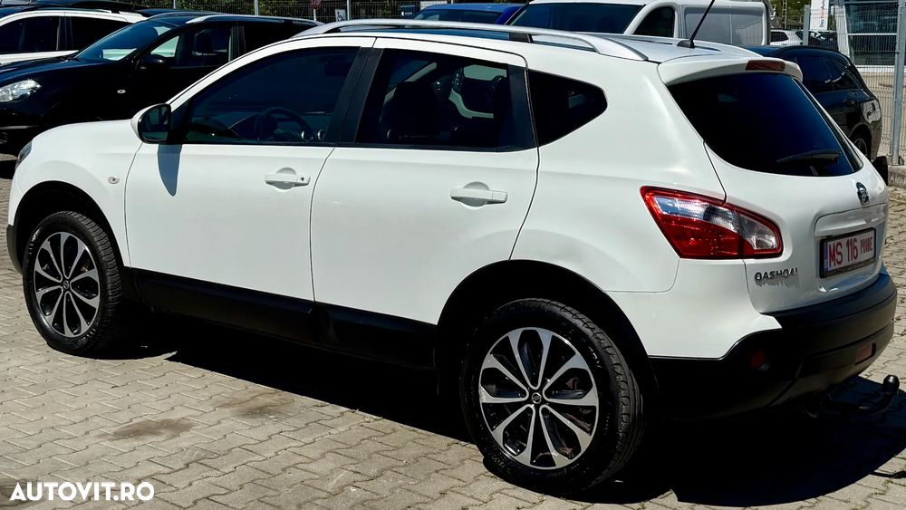 Nissan Qashqai - 4