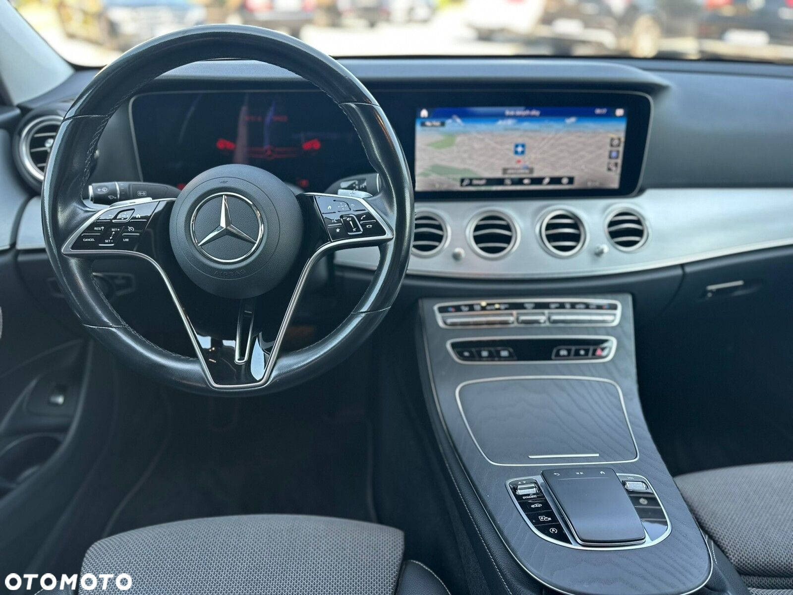 Mercedes-Benz Klasa E - 10