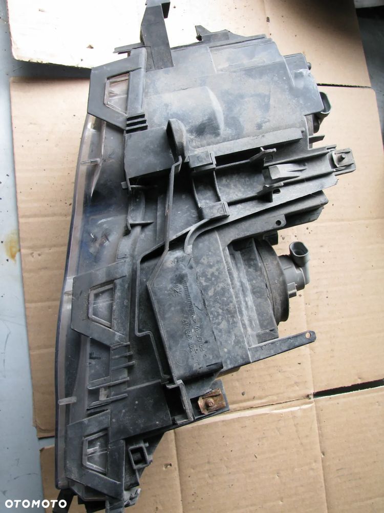 LAMPA LEWY PRZÓD BMW E46 0301089205 - 2