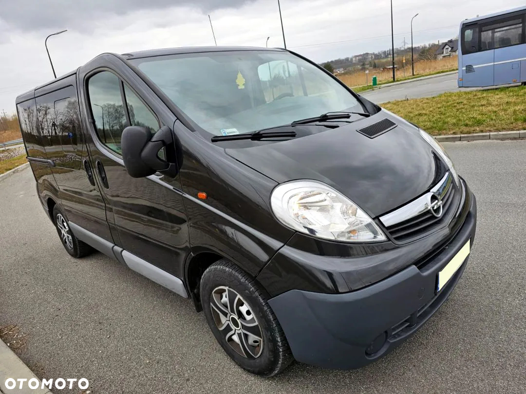 Opel Vivaro - 12