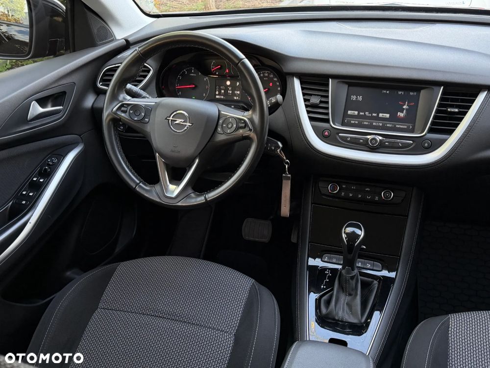 Opel Grandland X 1.2 T GPF Design Line S&S - 9
