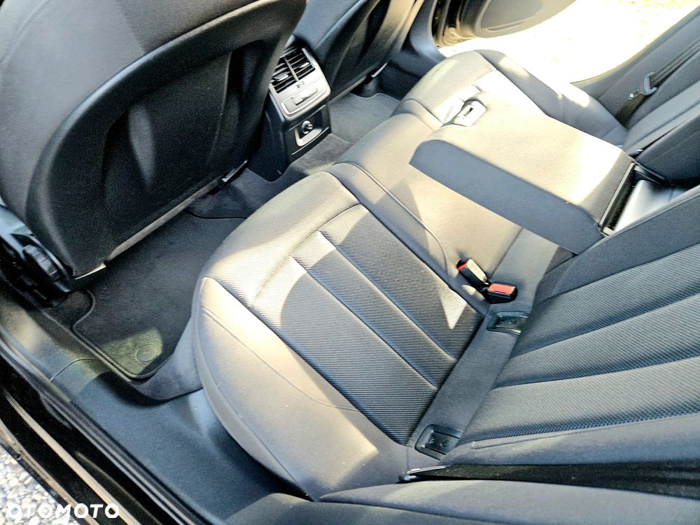 Audi A4 Avant 2.0 TDI S tronic - 27