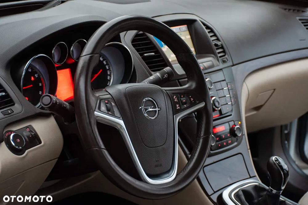Opel Insignia 1.8 Elegance - 37