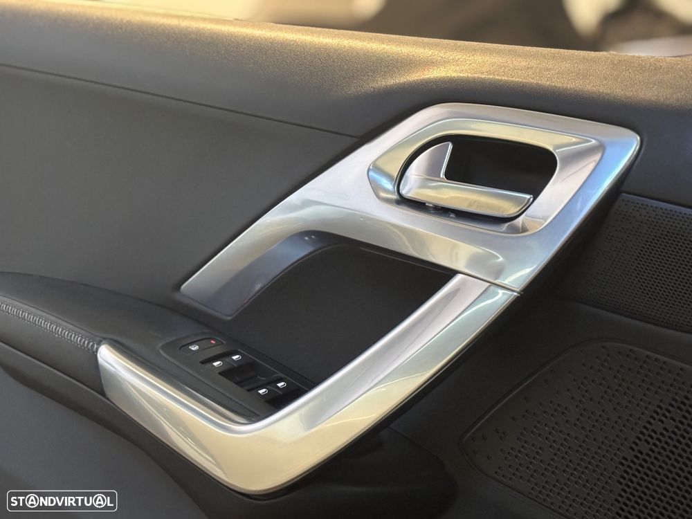 Peugeot 2008 PureTech 110 Stop&Start EAT6 Crossway - 36