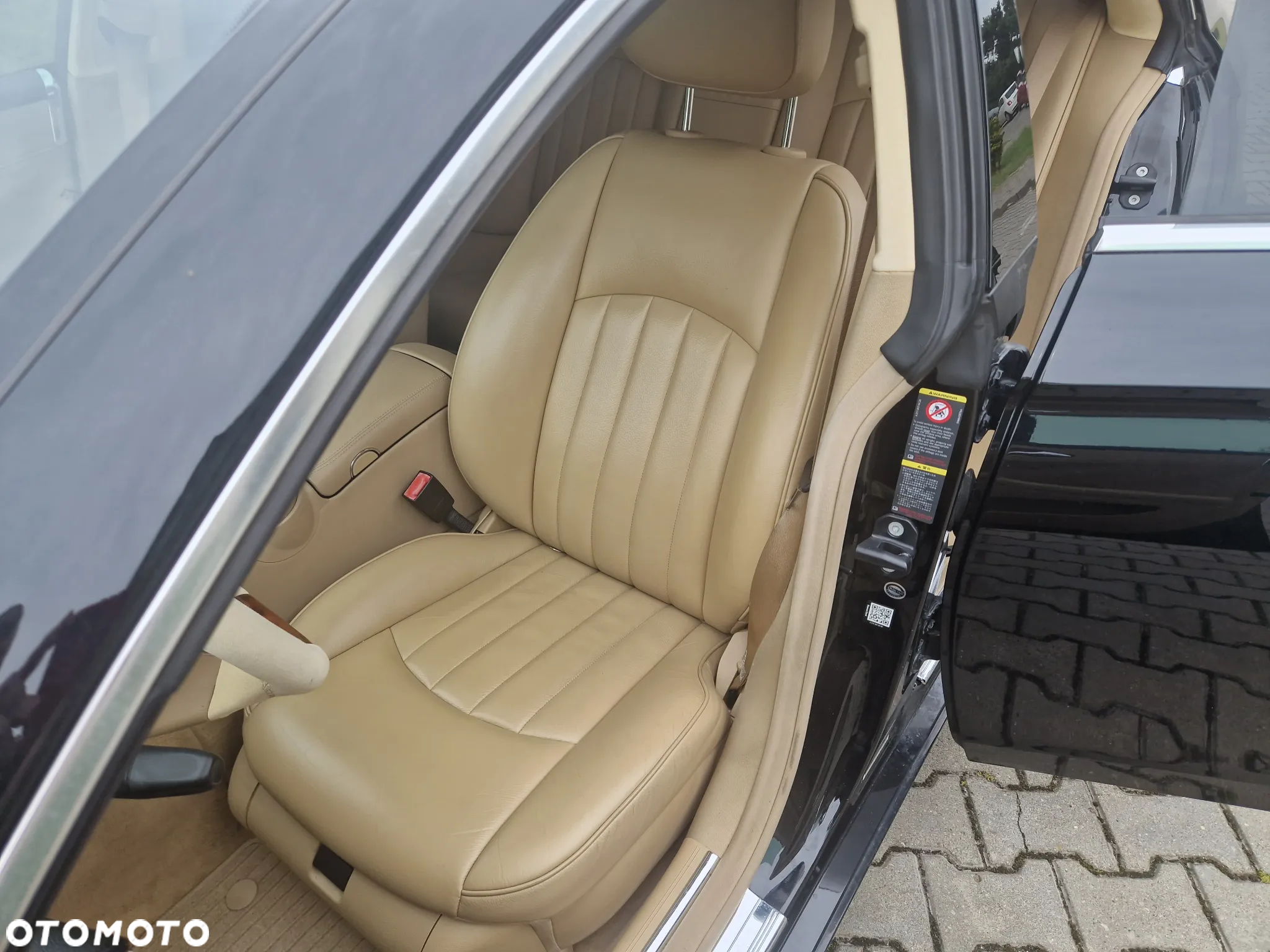 Mercedes-Benz CLS 500 - 12