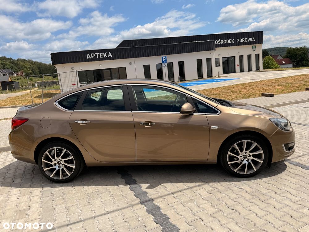 Opel Astra 1.6 Active - 9