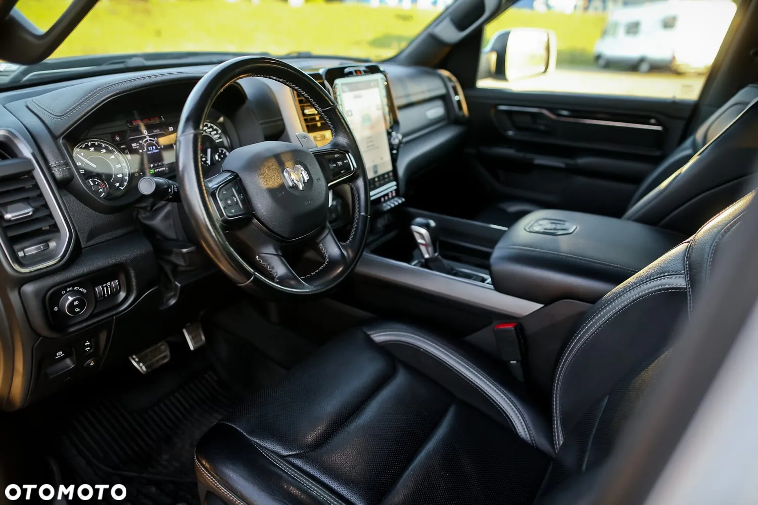 RAM 1500 Crew Cab Laramie - 17