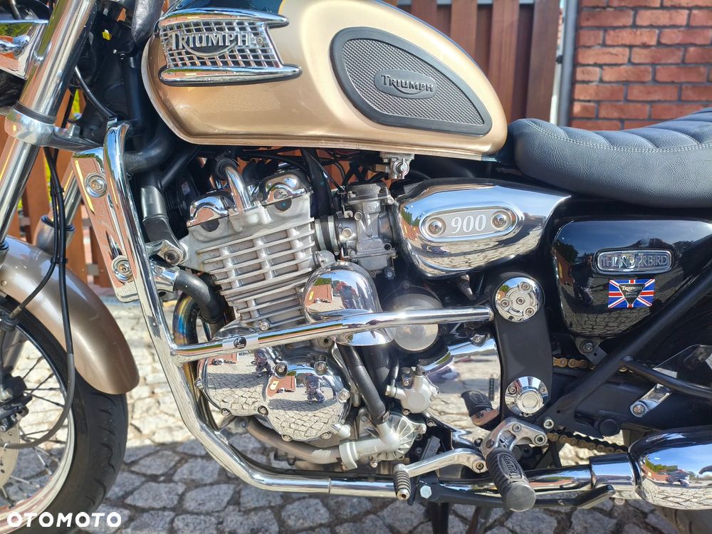 Triumph Thunderbird - 3