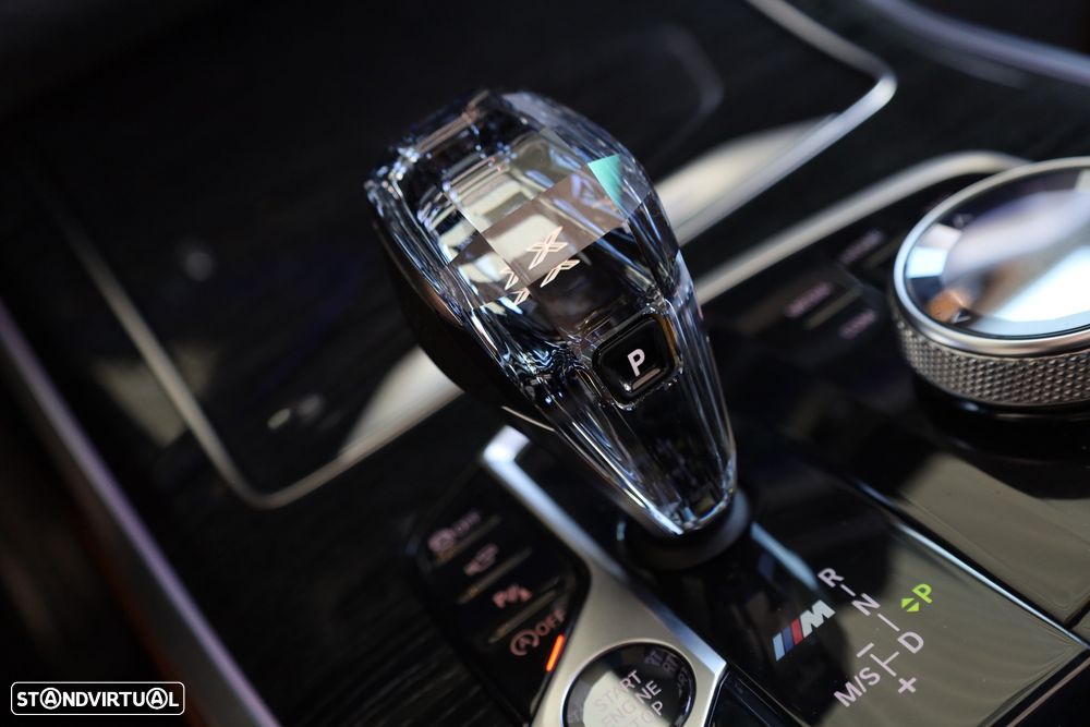BMW X7 M50d - 48
