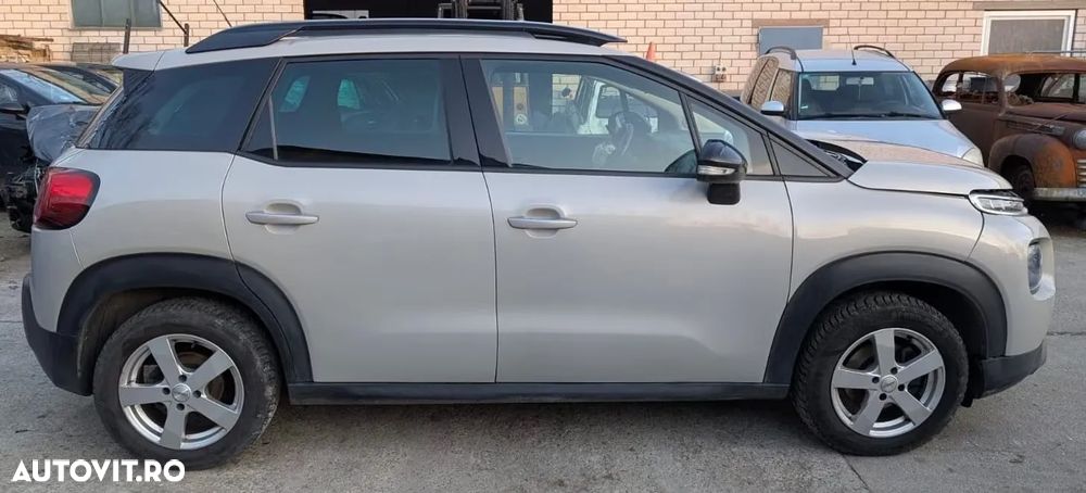 Citroën C3 AIRCROSS 1.2 PureTech S&S EAT6 Shine - 3