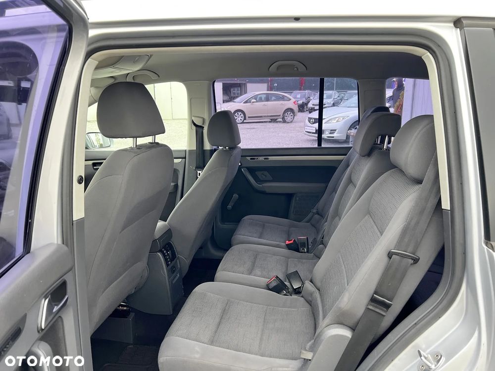Volkswagen Touran 1.9 TDI Basis - 12