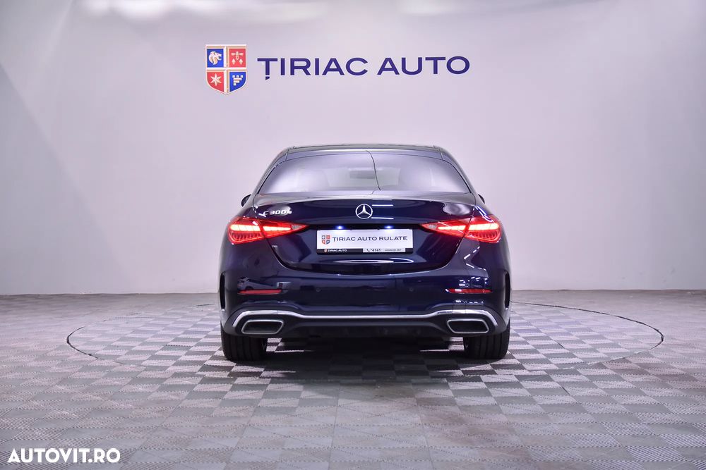 Mercedes-Benz C 300 e 9G-TRONIC AMG Line - 4