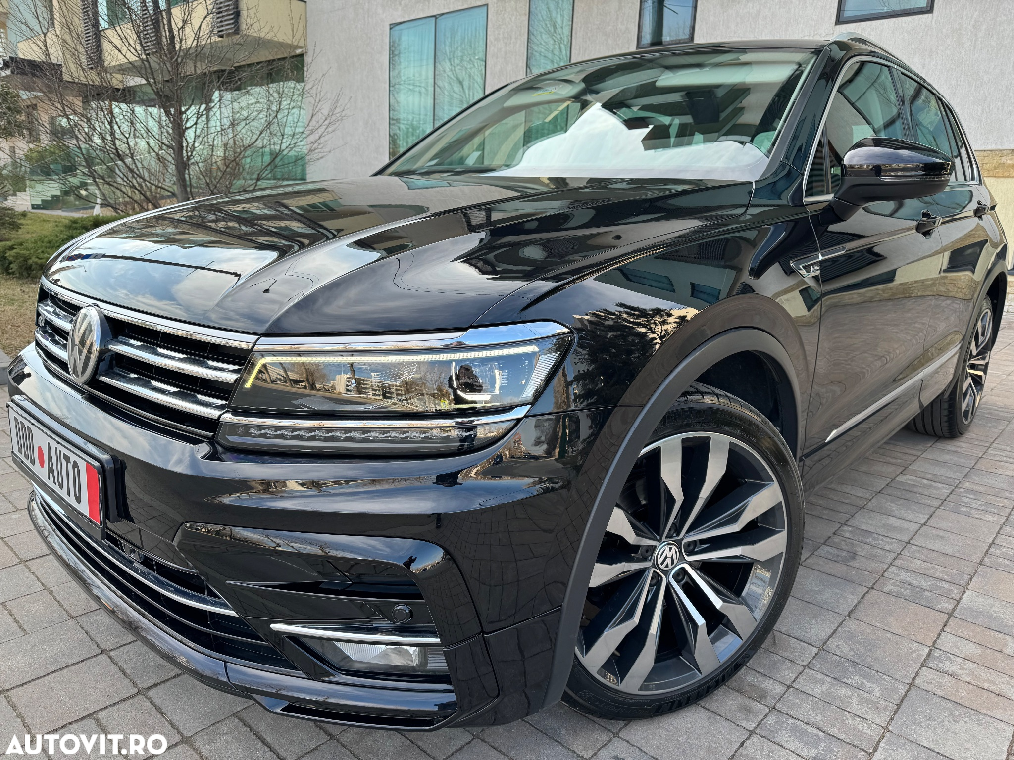 Volkswagen Tiguan 2.0 TDI 4Mot DSG Highline - 16
