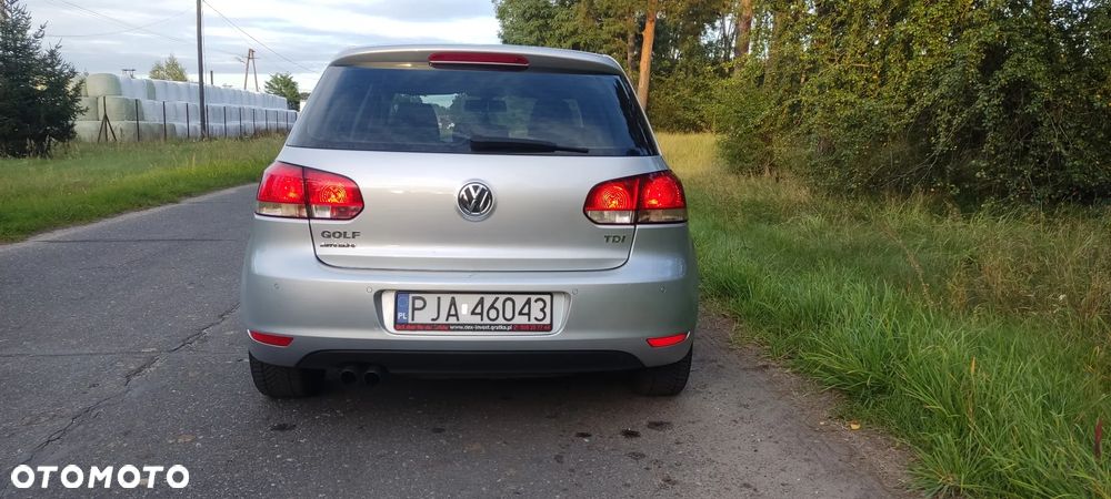Volkswagen Golf 2.0 TDI Comfortline - 6