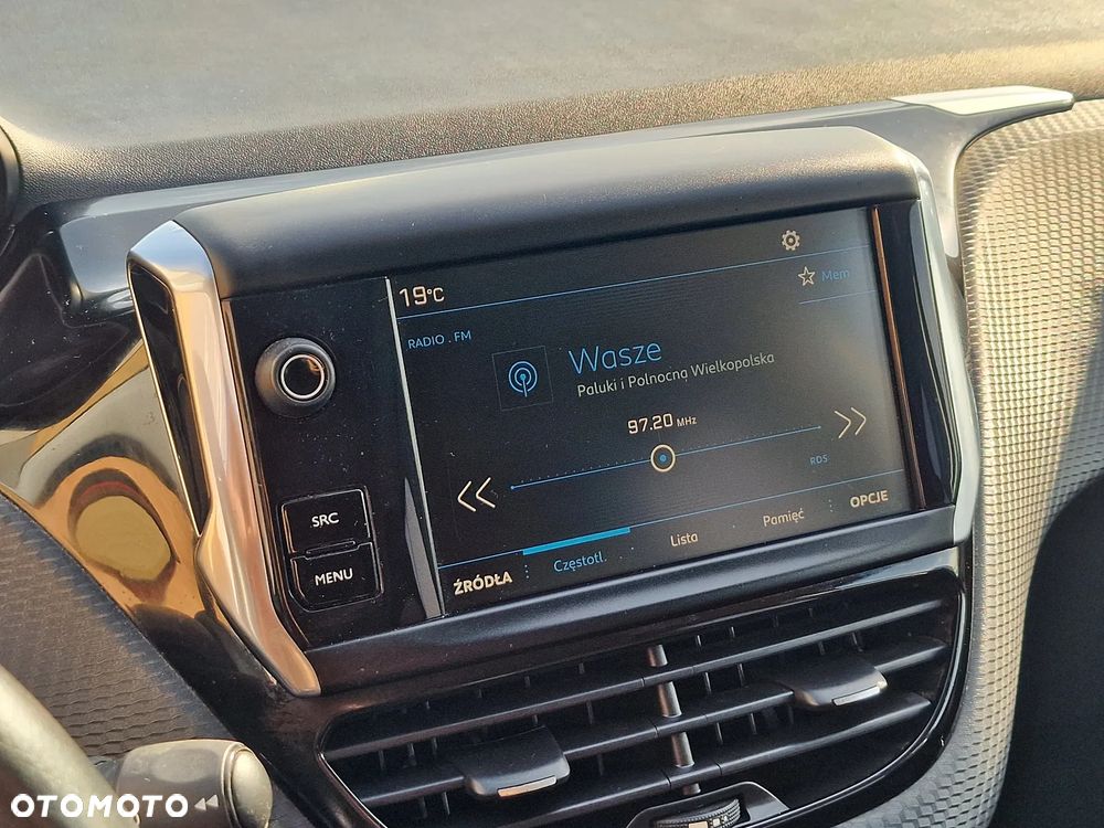 Peugeot 2008 PureTech 110 GPF Stop&Start EAT6 Style - 21